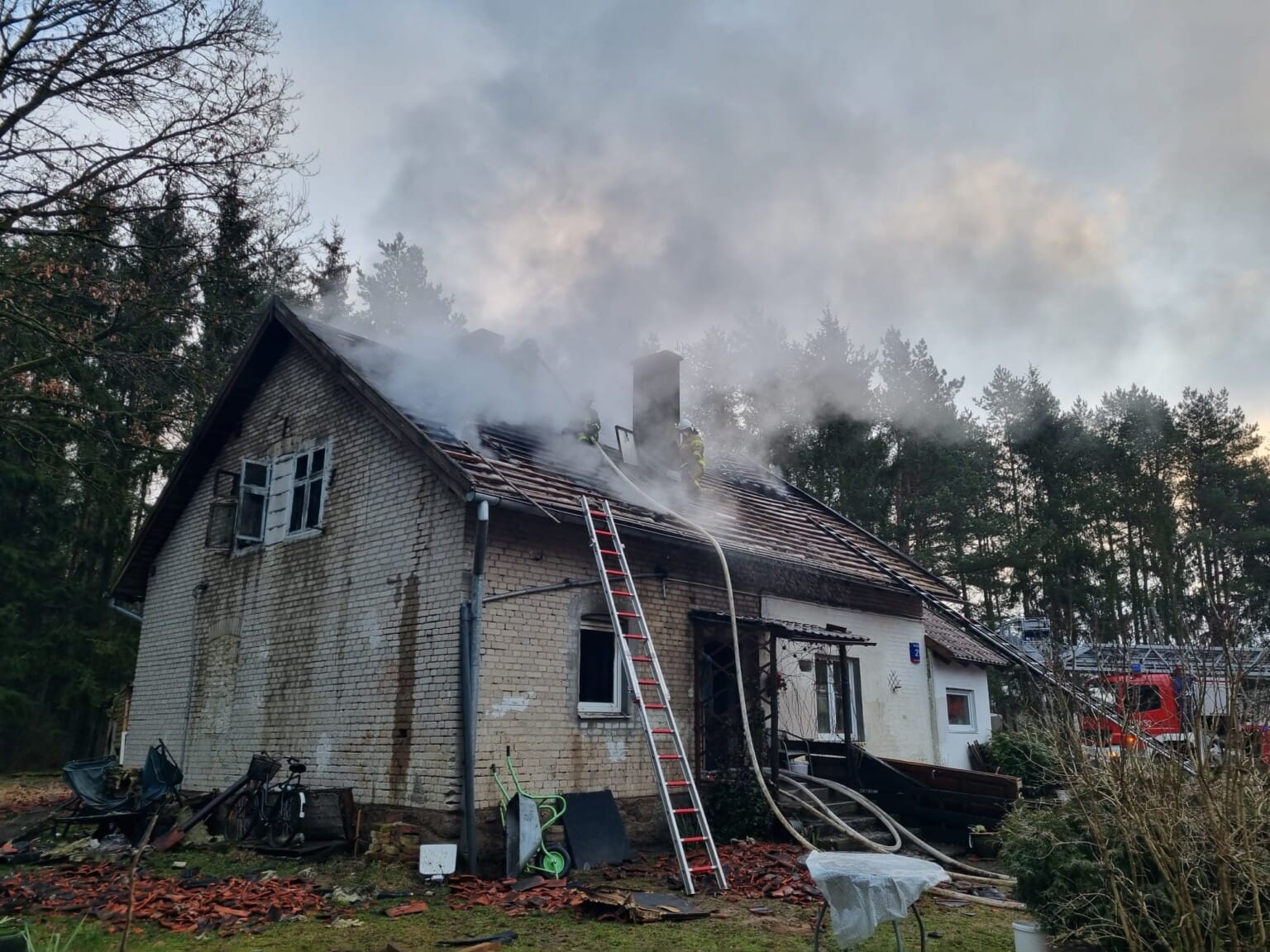 Tragiczny w skutkach pożar domu w Nagladach