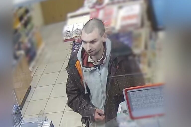 Płacił cudzą kartą. Rozpoznajesz go?