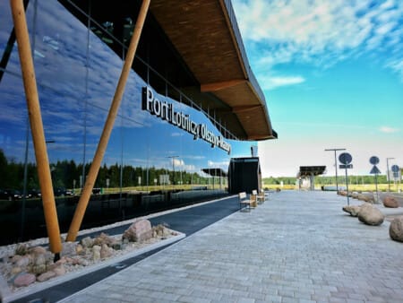 To pierwsze takie lotnisko w Polsce. Szymany wprowadzają system Remote AFIS To pierwsze takie lotnisko w Polsce. Szymany wprowadzają system Remote AFIS