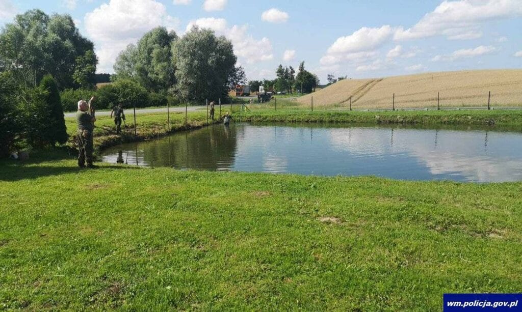 Wyłowili podczas wędkowania pocisk moździerzowy Wyłowili podczas wędkowania pocisk moździerzowy