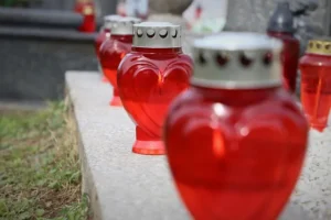 Zasiłek pogrzebowy wzrośnie do 7 tys. zł. Sejm przyjął ustawę