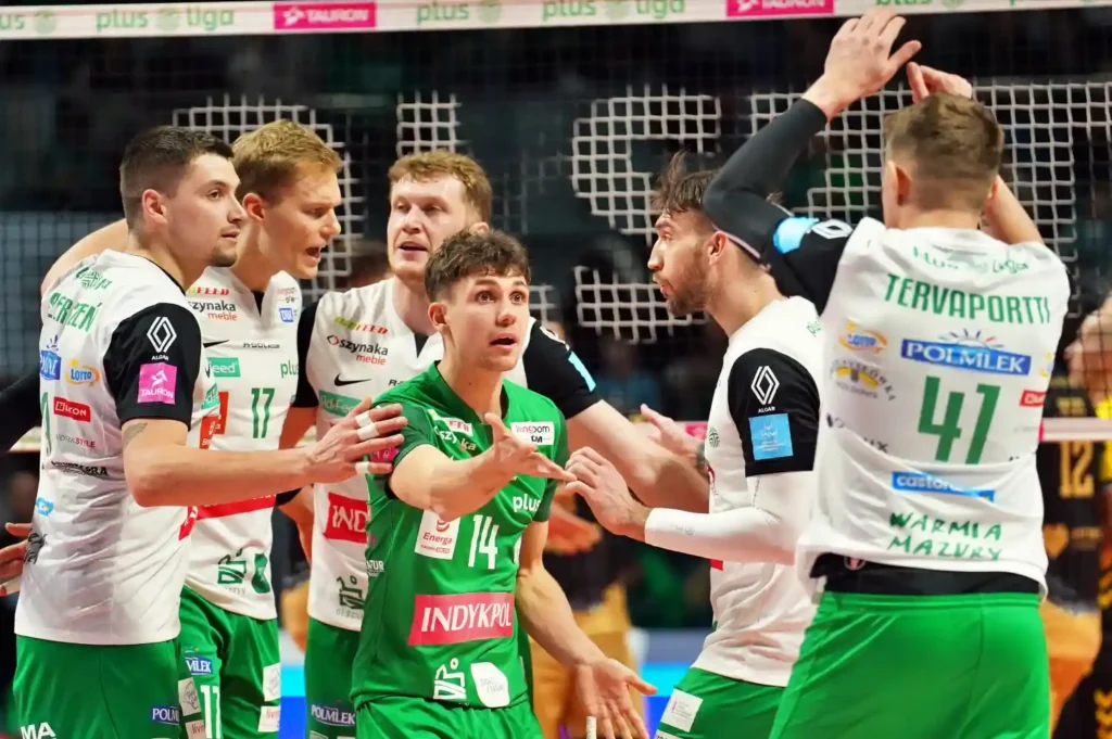 Mateusz Janikowski zostaje w Indykpolu AZS