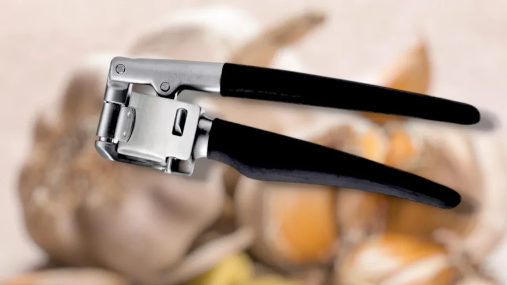 Niebezpieczny wyciskacz do czosnku z IKEA. Natychmiast przestań go używać!