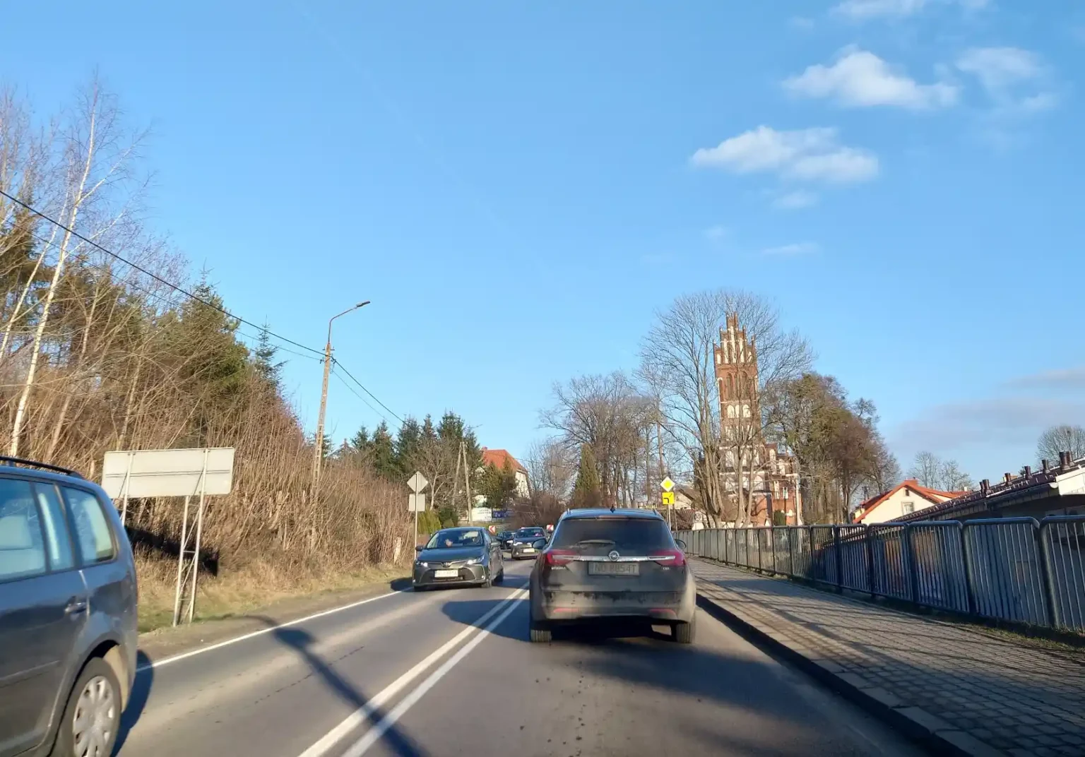 Uwaga kierowcy! Utrudnienia i ruch wahadłowy na DK51 w Dywitach [AKTUALIZACJA]