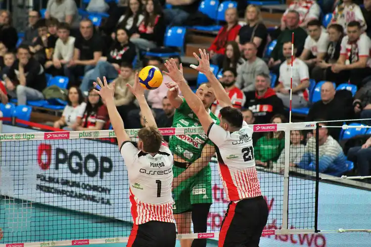Resovia zbyt mocna na starcie play-off. Indykpol AZS Olsztyn powalczy o przedłużenie nadziei w Uranii