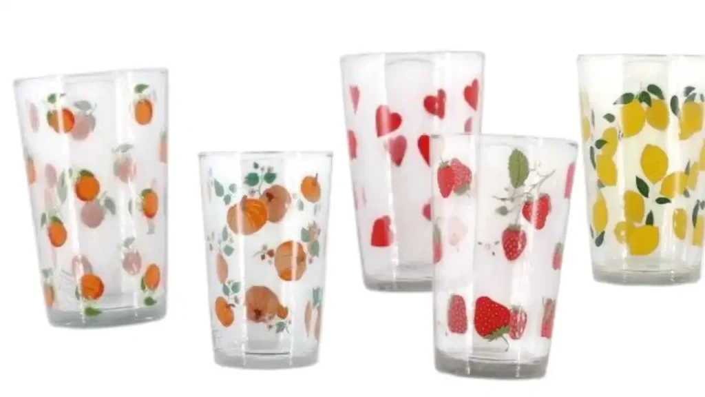 GIS ostrzega: Toksyczne pierwiastki w popularnych szklankach. Natychmiast przestań ich używać!