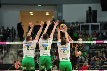 Horror z happy endem w Uranii! Akademicy o krok od 5. miejsca Horror z happy endem w Uranii! Akademicy o krok od 5. miejsca